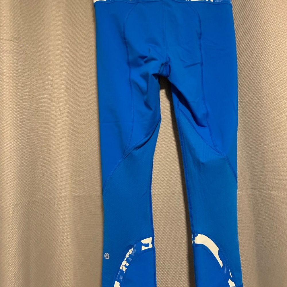 Lululemon Laceoflage Crop